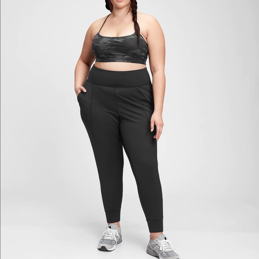 GapFit Eclipse Joggers Black Large Tall